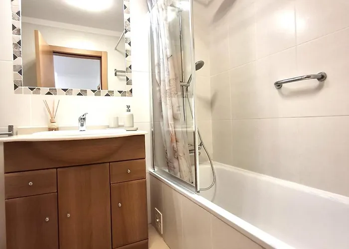 Marina Plaza Apartment