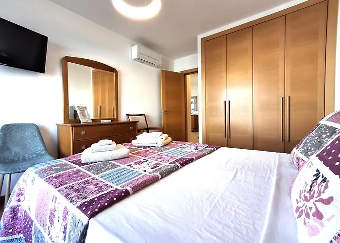 Marina Plaza Apartment Portimao