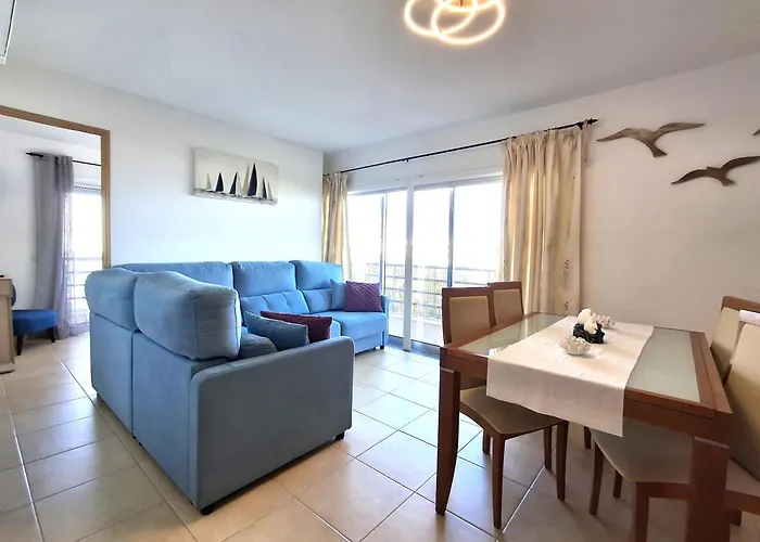 Marina Plaza Appartement *