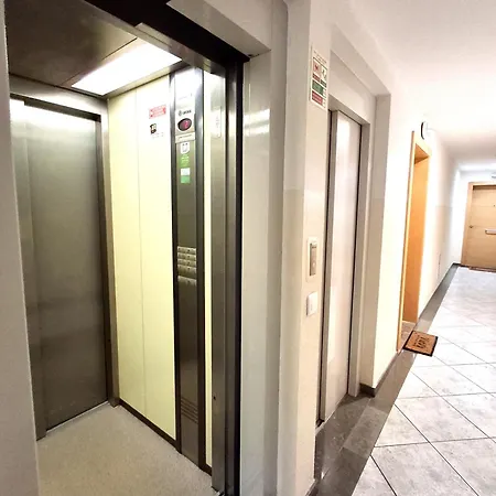 Appartement Marina Plaza *